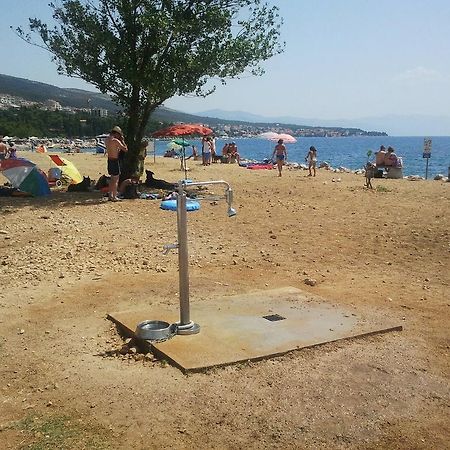 Apartments Meleh Crikvenica Bagian luar foto