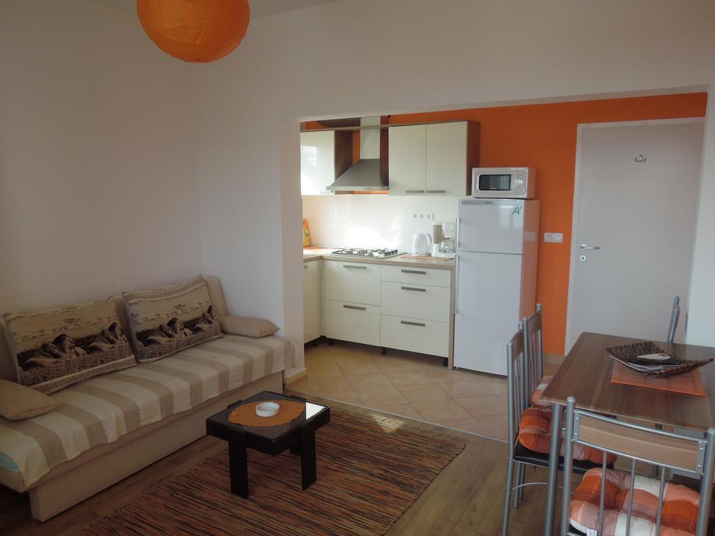 Apartments Meleh Crikvenica Ruang foto
